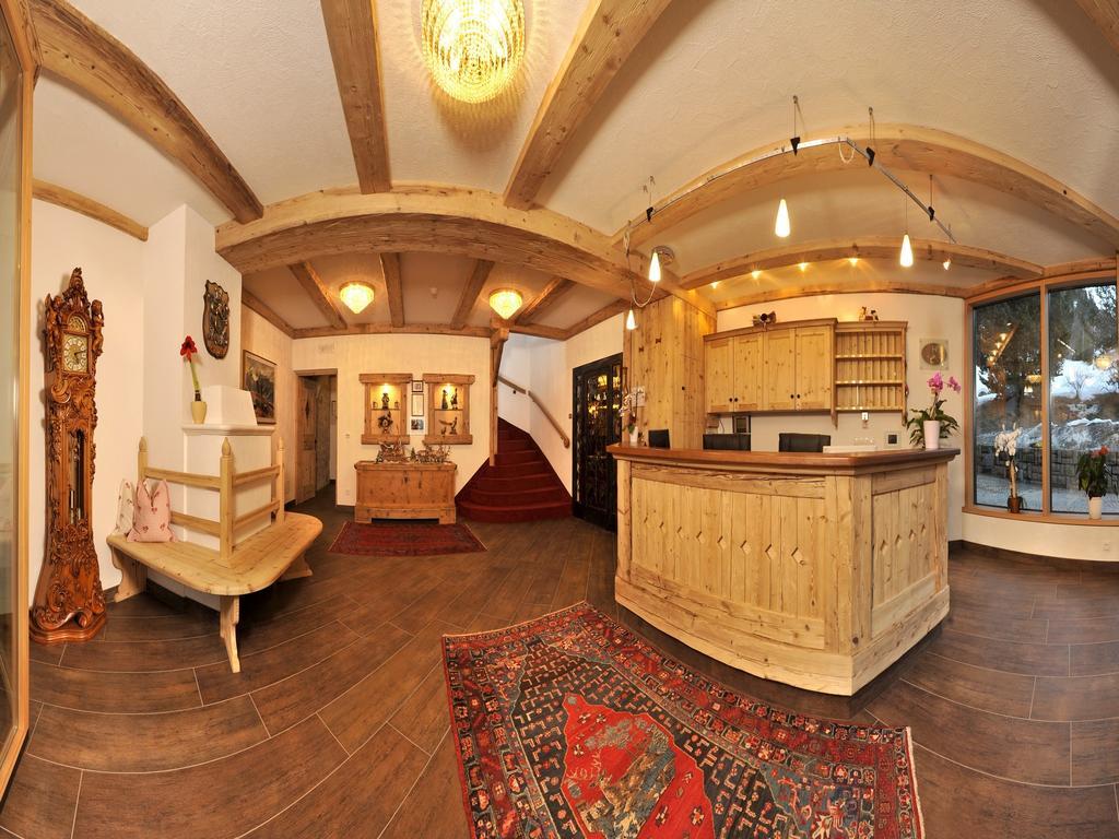 Christeinerhof Hotell Santa Cristina Val Gardena Exteriör bild