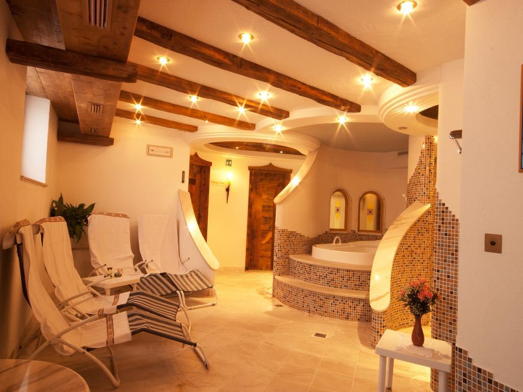 Christeinerhof Hotell Santa Cristina Val Gardena Exteriör bild