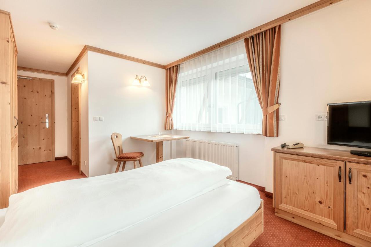 Christeinerhof Hotell Santa Cristina Val Gardena Exteriör bild