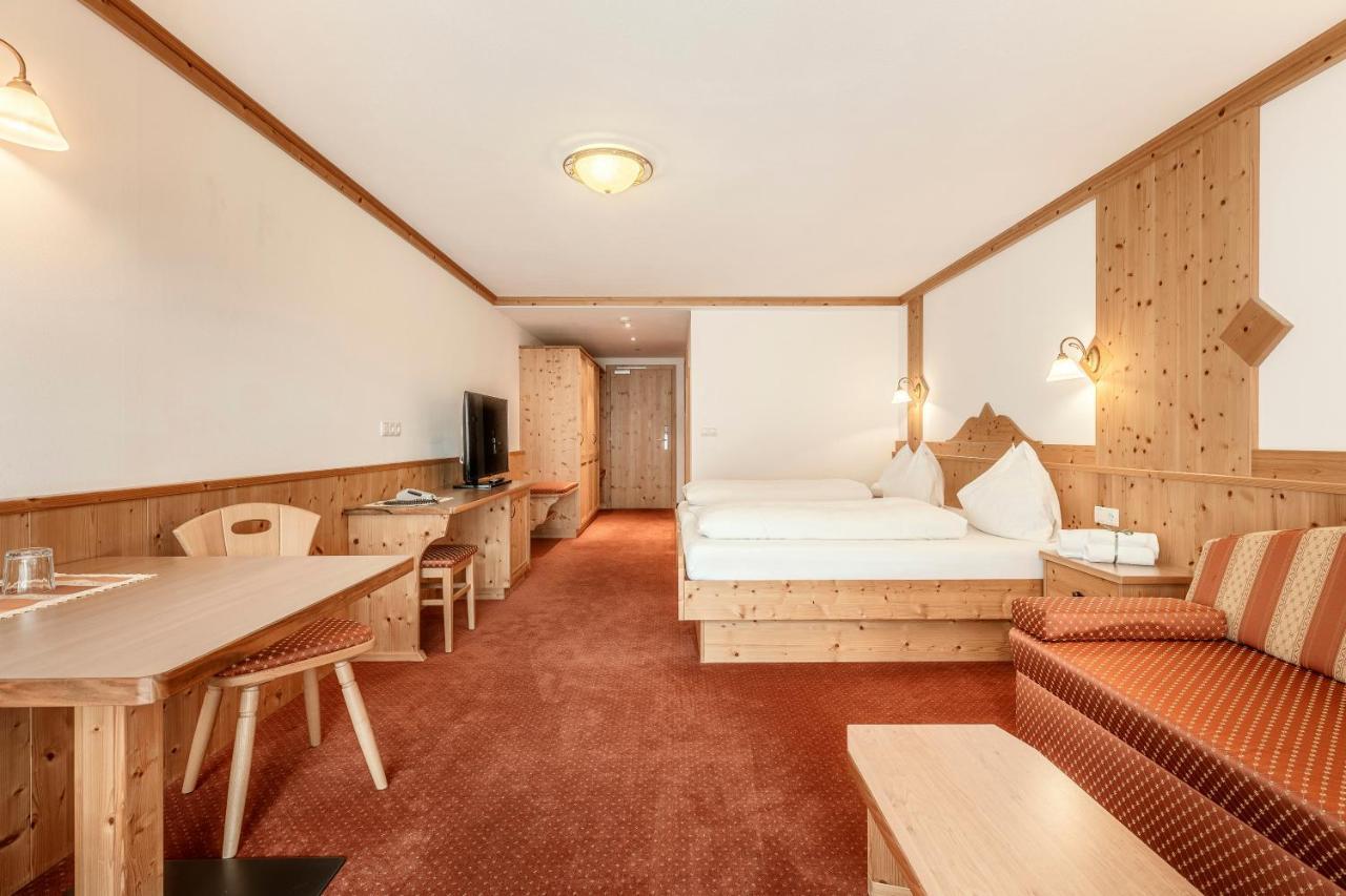 Christeinerhof Hotell Santa Cristina Val Gardena Exteriör bild