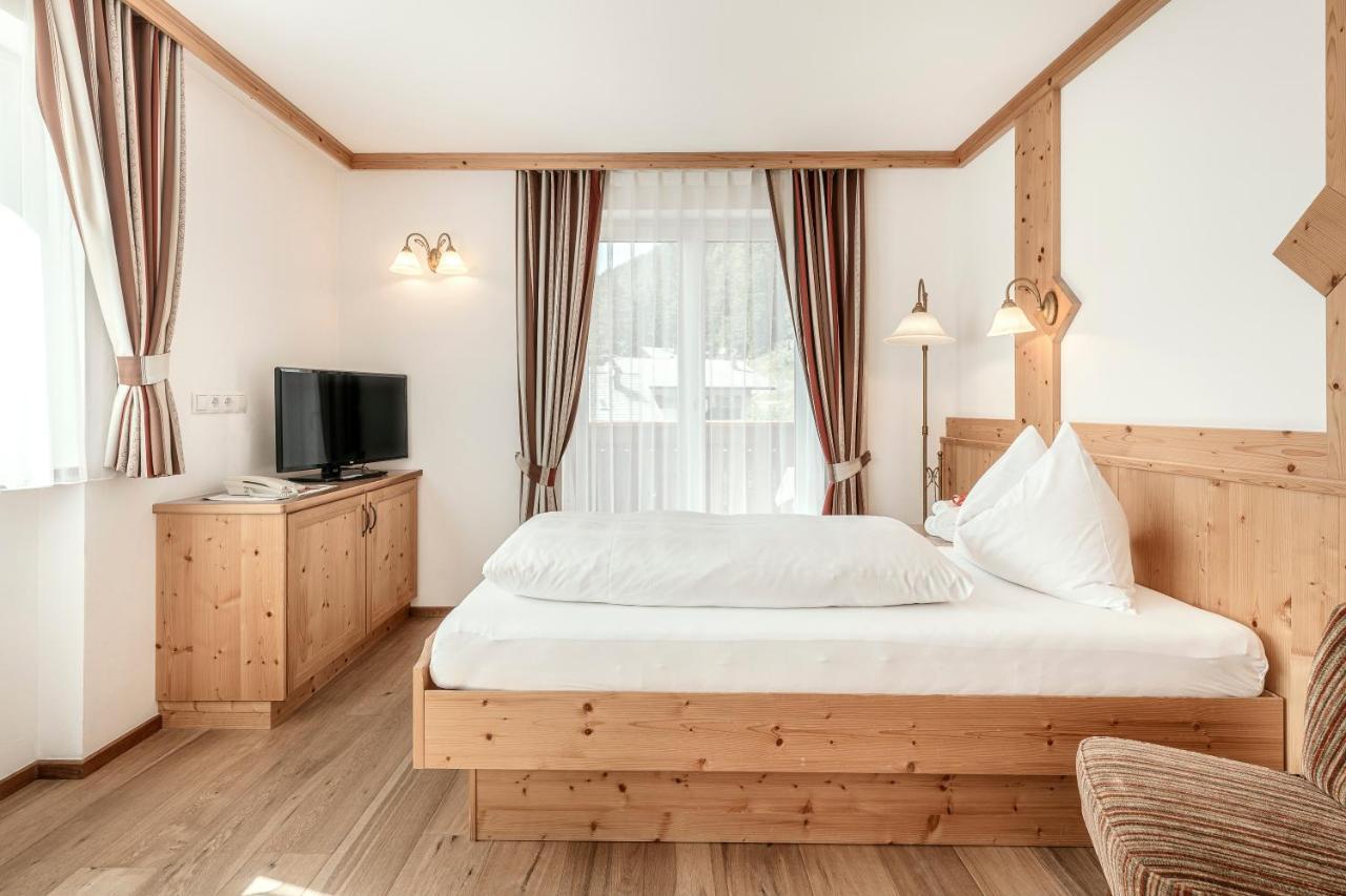 Christeinerhof Hotell Santa Cristina Val Gardena Exteriör bild