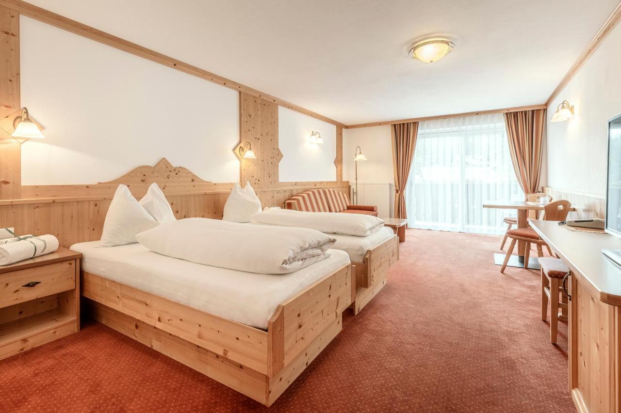 Christeinerhof Hotell Santa Cristina Val Gardena Exteriör bild