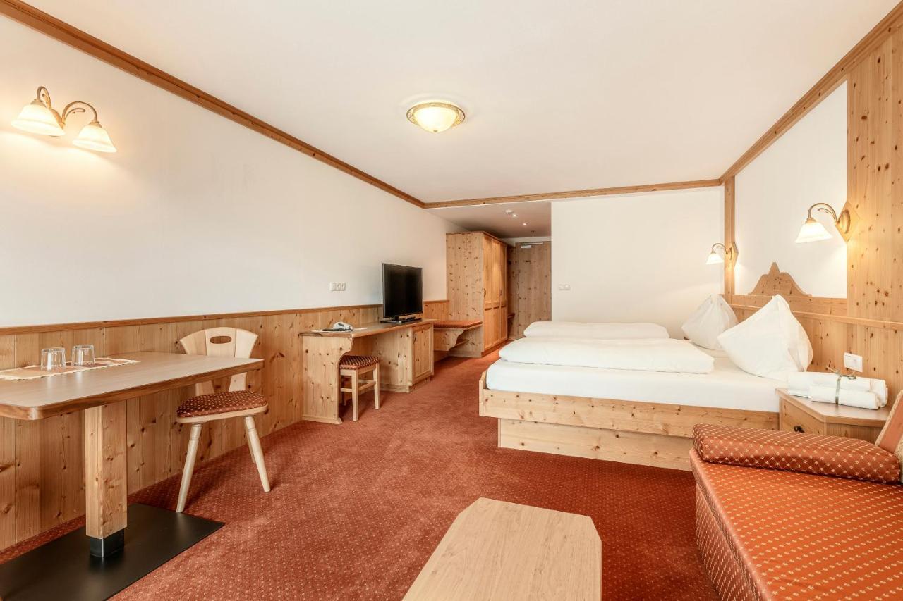 Christeinerhof Hotell Santa Cristina Val Gardena Exteriör bild