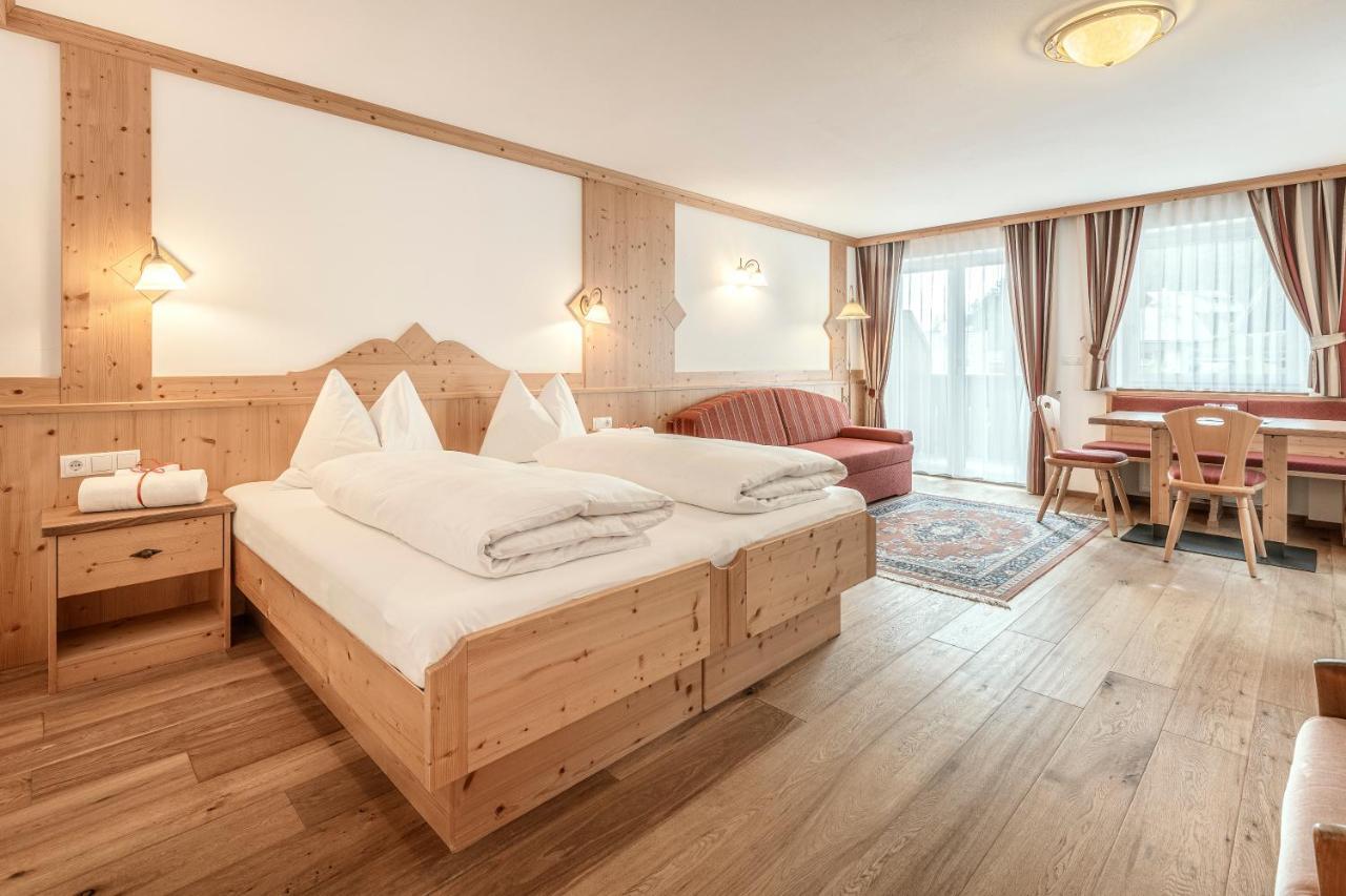 Christeinerhof Hotell Santa Cristina Val Gardena Exteriör bild