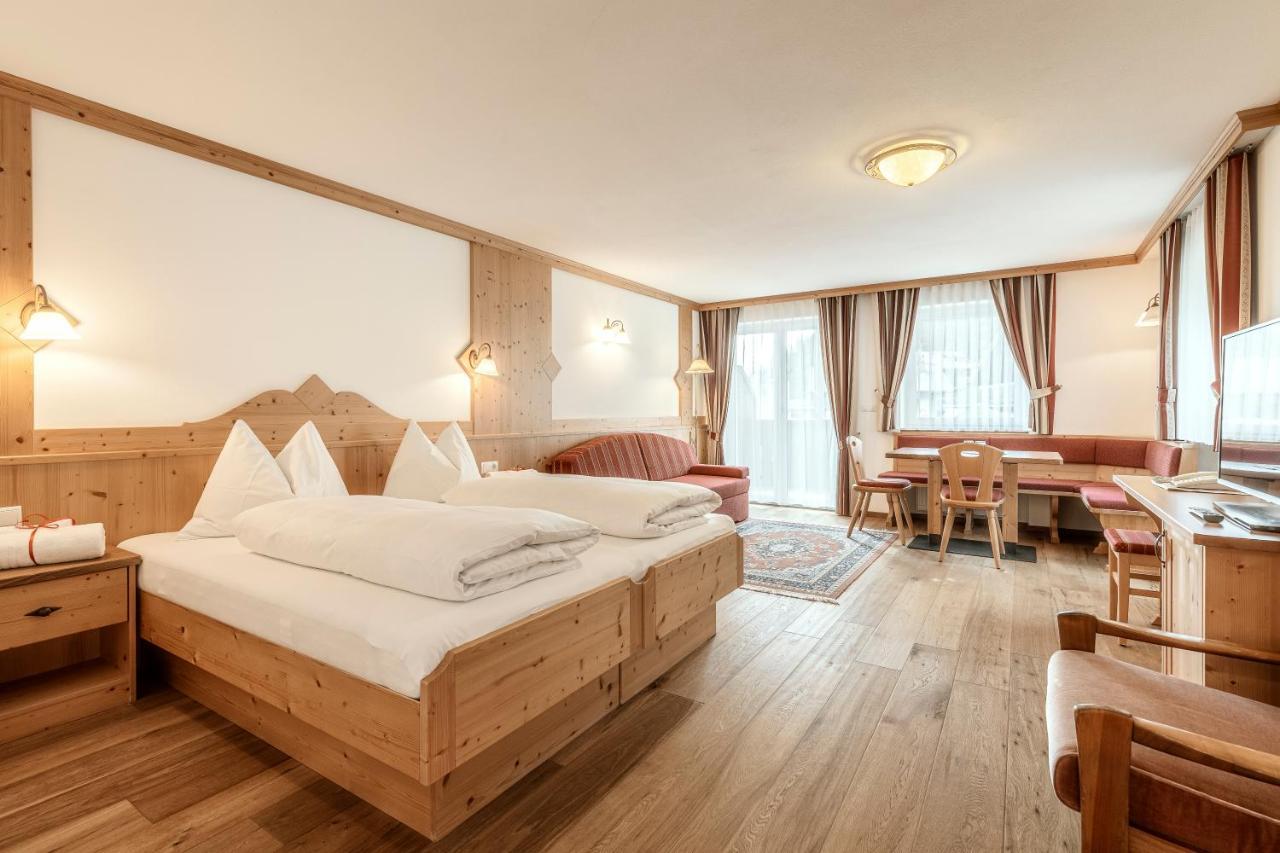 Christeinerhof Hotell Santa Cristina Val Gardena Exteriör bild